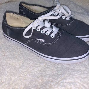GREY VANS